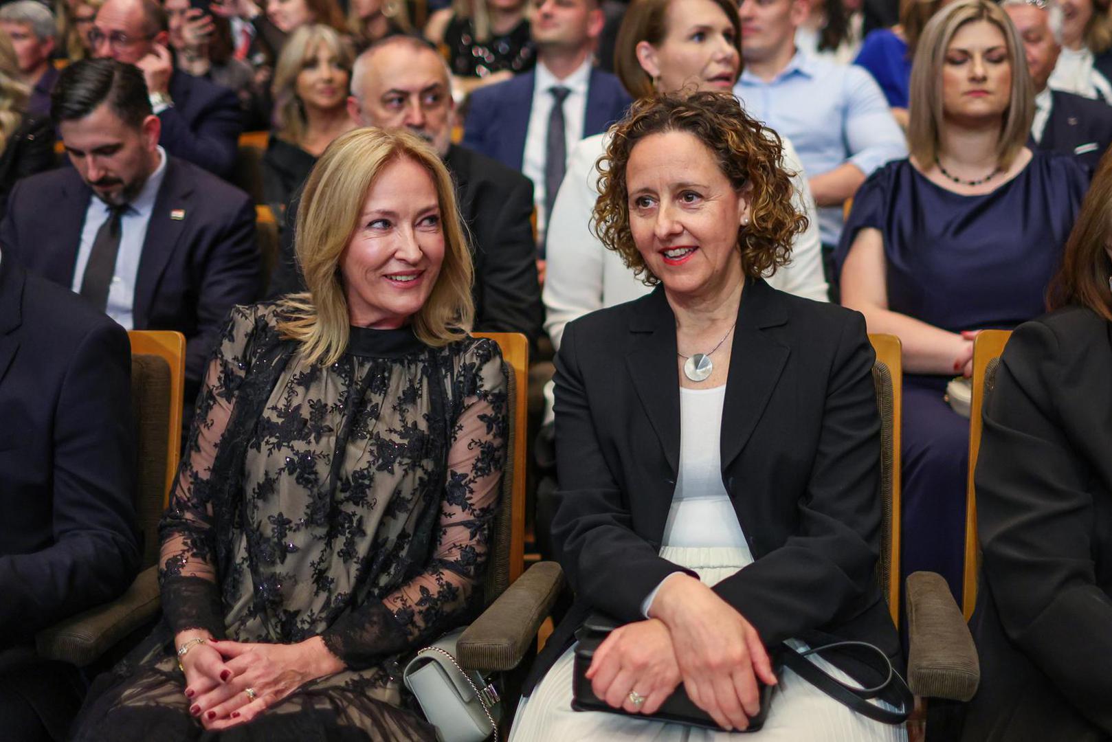 Ministrica kulture i medija Nina Obuljen Koržinek istaknula je HRT kao čuvara hrvatskog identiteta i promotora svih vrijednosti u misiji javnog servisa te naglasila važnost osiguravanja transformacije u novim digitalnim uvjetima.