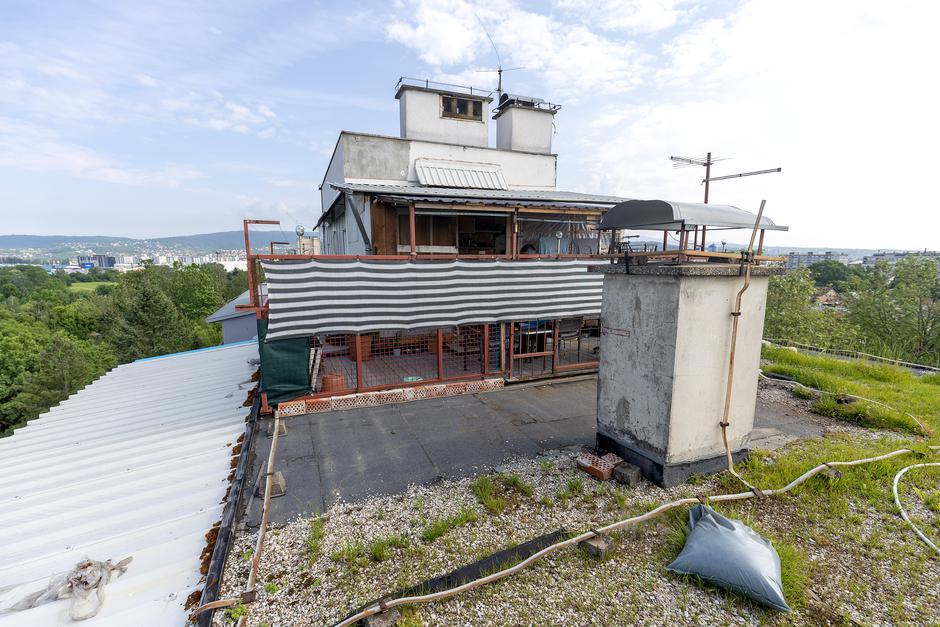Zagreb: Na vrhu zgrade u Prečkom kotlovnica je preuređena u stan