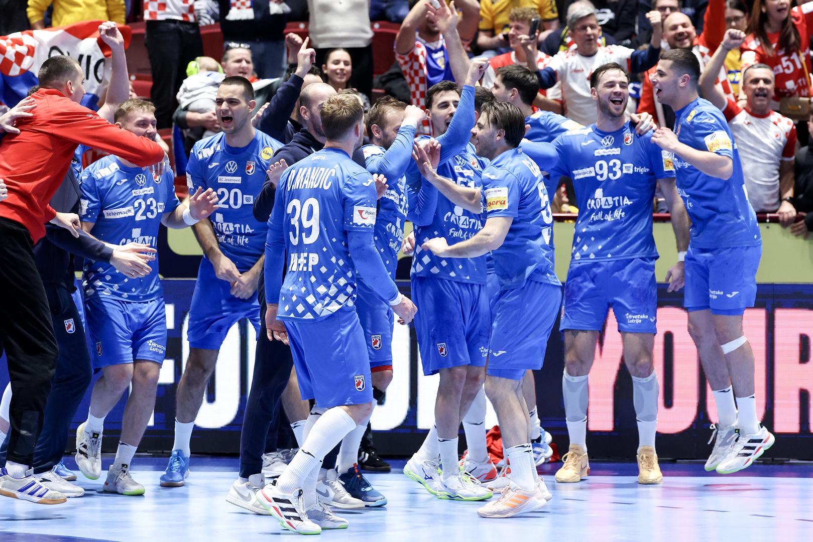 Pobjedom protiv Mađarske rezultatom 27:25 osigurali su prvo mjesto u skupini i vjerojatni susret s Njemačkom u petak od 18:00 sati. Protivnik Hrvatske u polufinalu ovisi o utakmici Danske i Norveške. Danci bi pobjedom osigurali prvo mjesto i susret s Islandom u polufinalu, dok u slučaju remija ili poraza idu na nas.