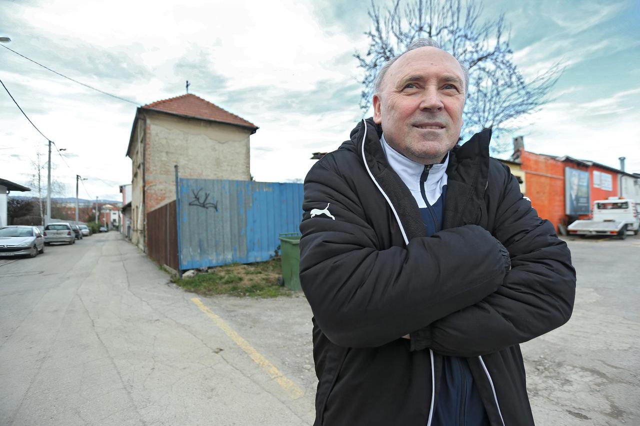 U 72. godini života preminuo je legendarni hrvatski stolnotenisač Dragutin Šurbek
