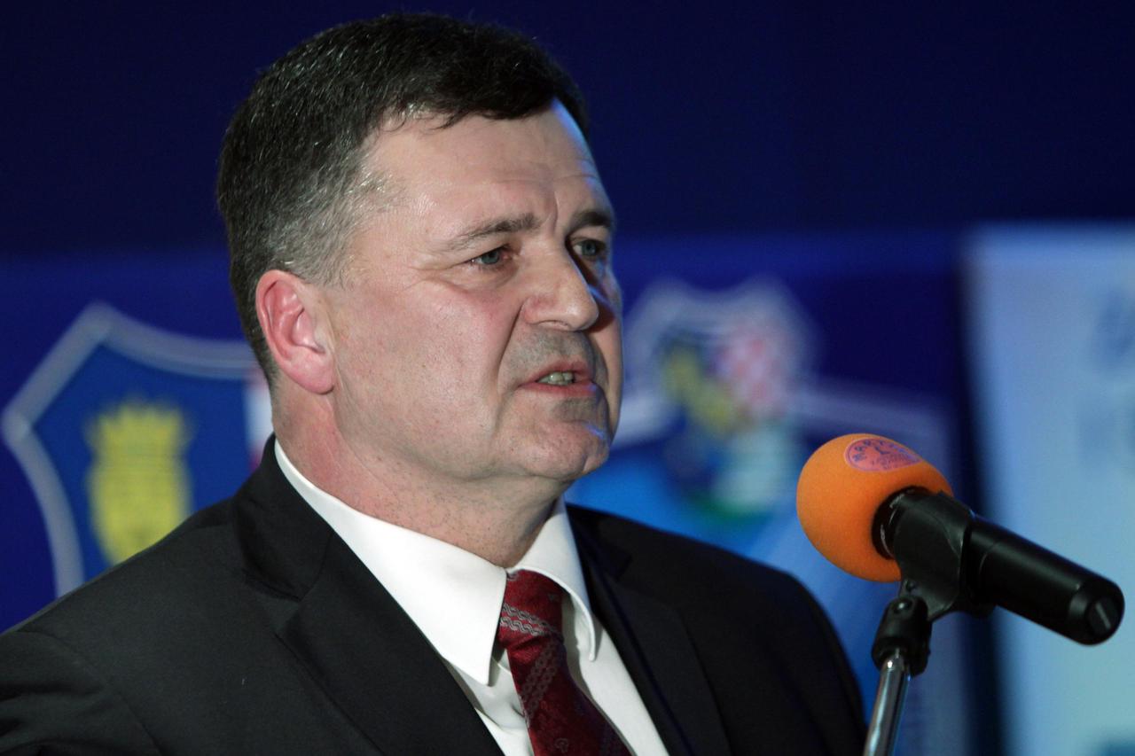 Gradonačelnik Dugo Sela Stipe Velić