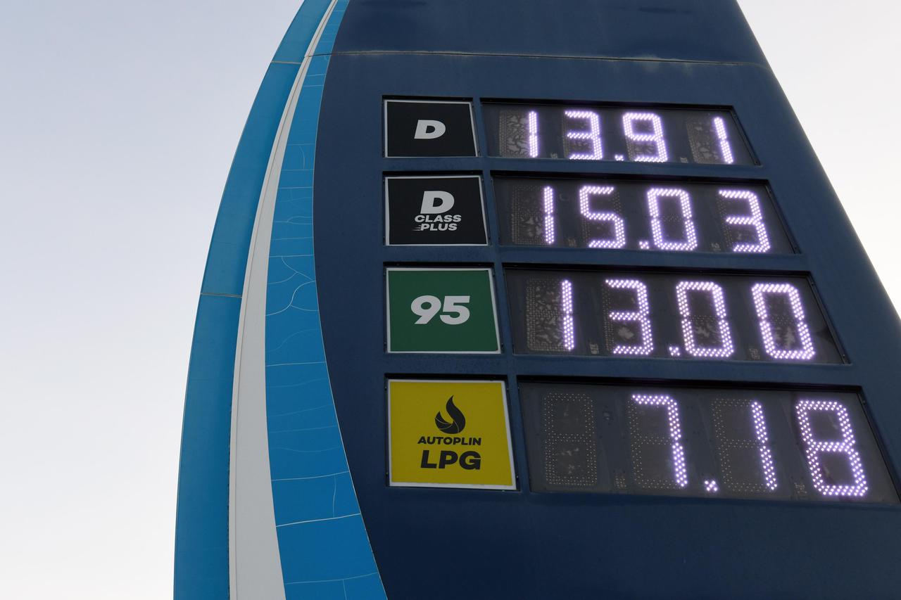 Šibenik: Novi skok cijena, najkvalitetniji dizel prešao cijenu od 15 kuna