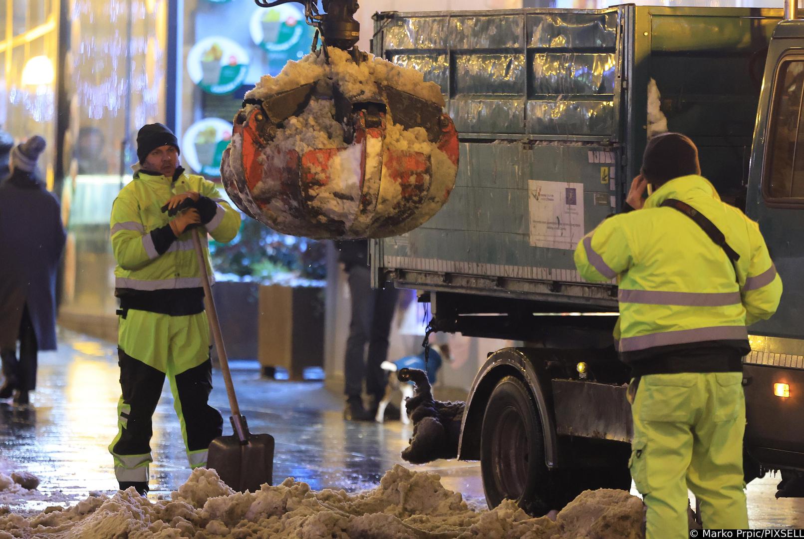 Sve ekipe Zagrebačkih cesta održavale su prohodnost. 