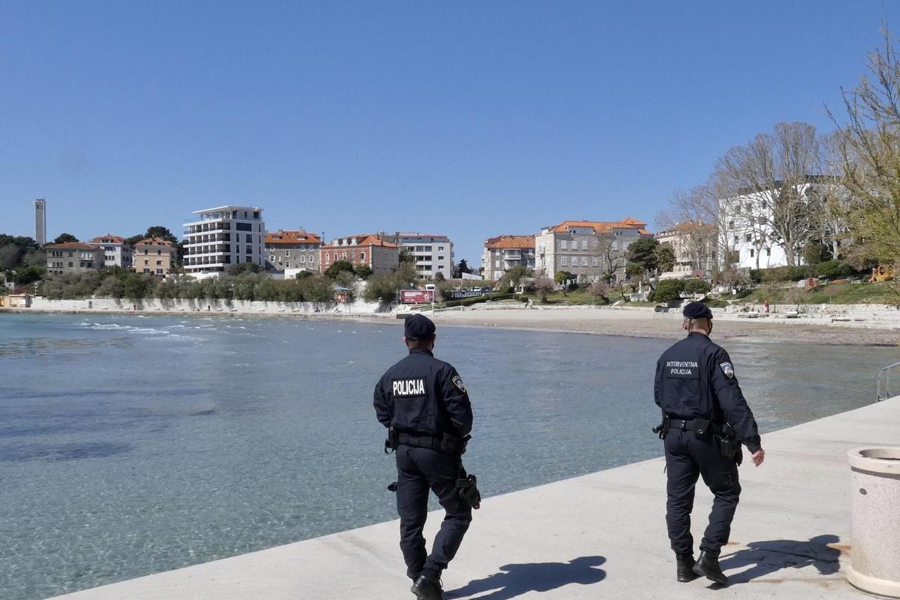 Split: Policijska kontrola na Bačvicama
