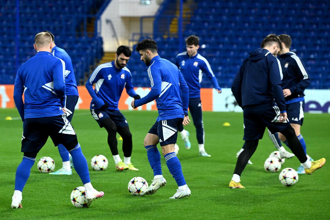 London: Trening GNK Dinama uoči sutrašnje utakmice Lige prvaka