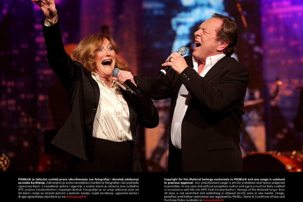 '12.03.2013., Zagreb - U maloj dvorani koncertne dvorane Vatroslav Lisinski poznati pjevac Miro Ungar i Damir Kukuruzovic Jazz Quartet odrzali koncert. Gosca na koncertu bila je Tereza Kesovija.  Phot