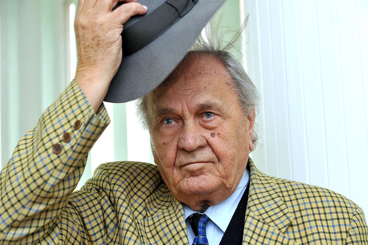 Zagreb: Josip Manoli?, bivši premijer u mirovini, priprema knjigu