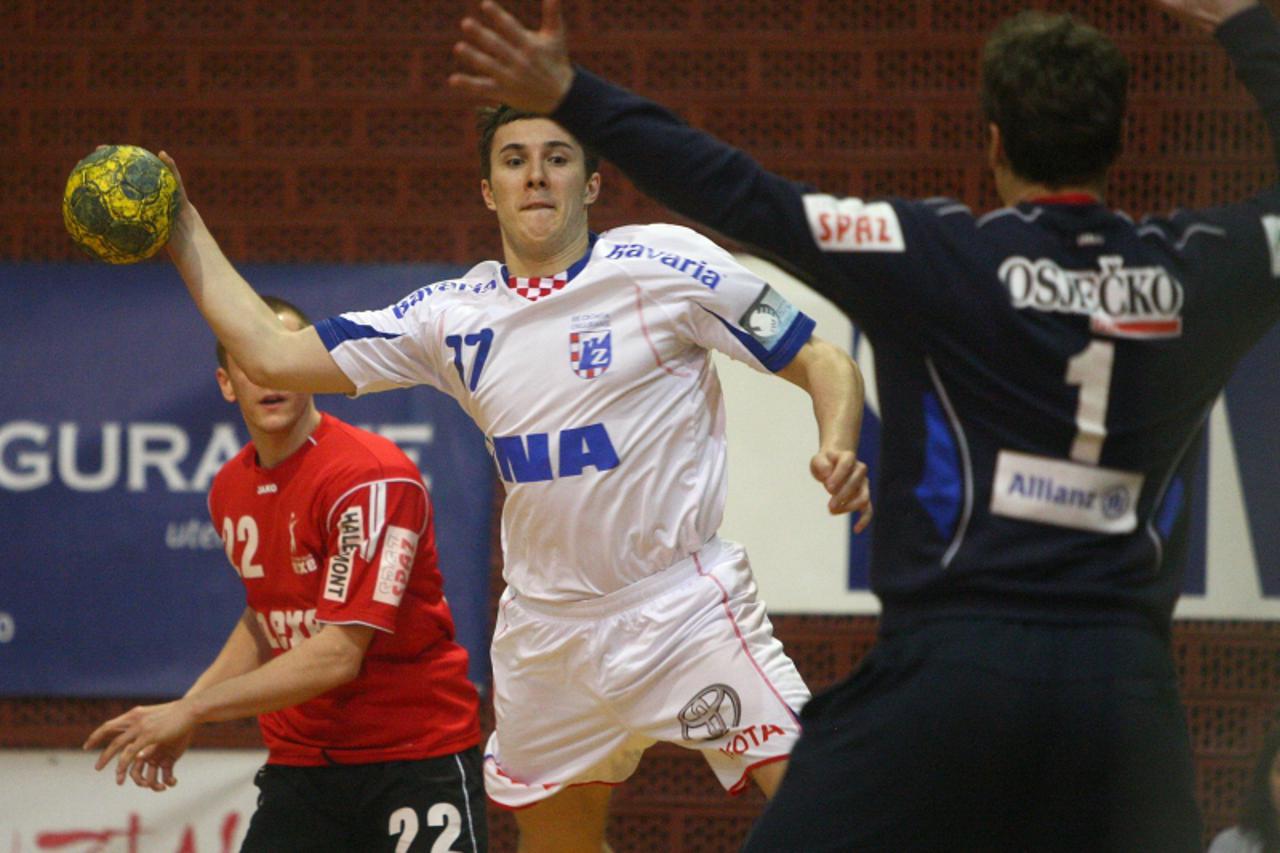 '20.03.2010., Zagreb - Kutija sibica, utakmica 22. kolo premier lige, RK Zagreb CO - RK Nexe.Manuel Strlek. Photo: Igor Kralj/PIXSELL'