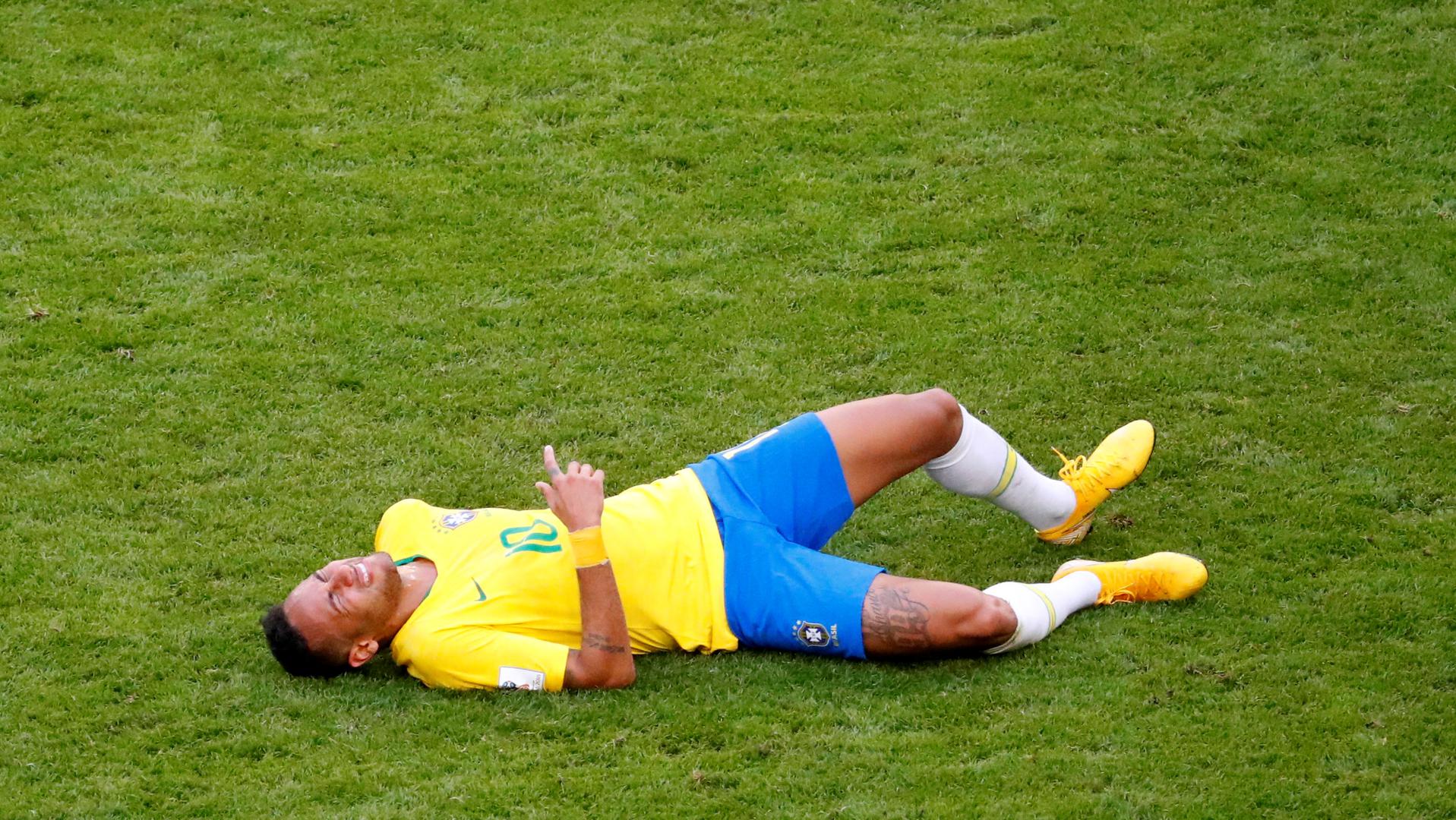 Neymaru to ne treba, on je jedan od najboljih na svijetu. Čemu gluma? Trebaju nam igrači poput Neymara, ali ne glumci, rekao je slavni njemački nogometaš Lothar Matthaeus