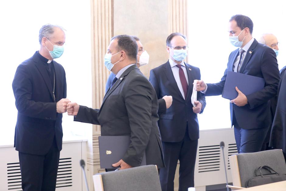 Redoviti polugodišnji sastanak Andreja Plenkovića i predstavnika Hrvatske biskupske konferencije