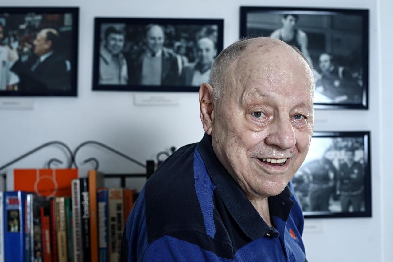 Umro je Mirko Novosel, legenda hrvatske košarke