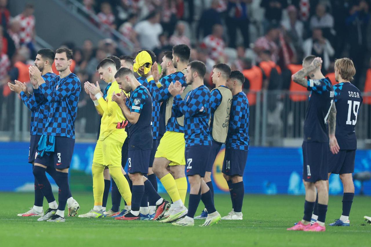 Nogometaši Turske pobijedili su na Opus Areni Hrvatsku s 1:0