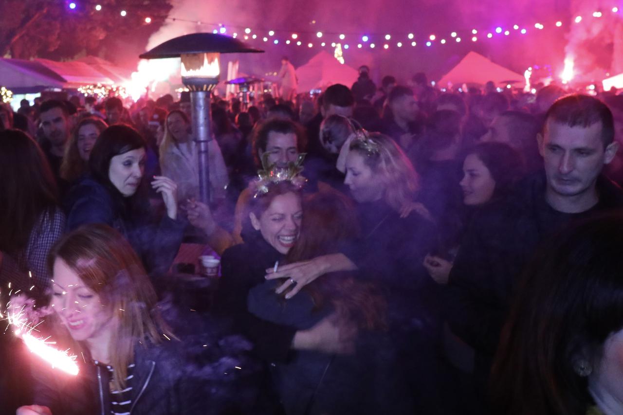 Docek nove godine na Zvoncacu uz TBF