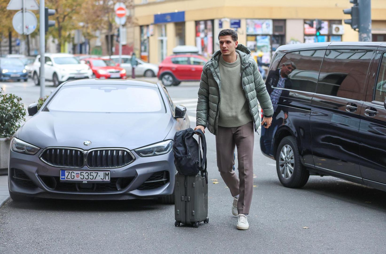 Prema podacima Transfermarkta, njegova se tržišna vrijednost procjenjuje na šest milijuna eura.