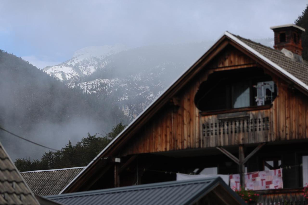 Traje potraga za hrvatskim planinarima u Sloveniji 