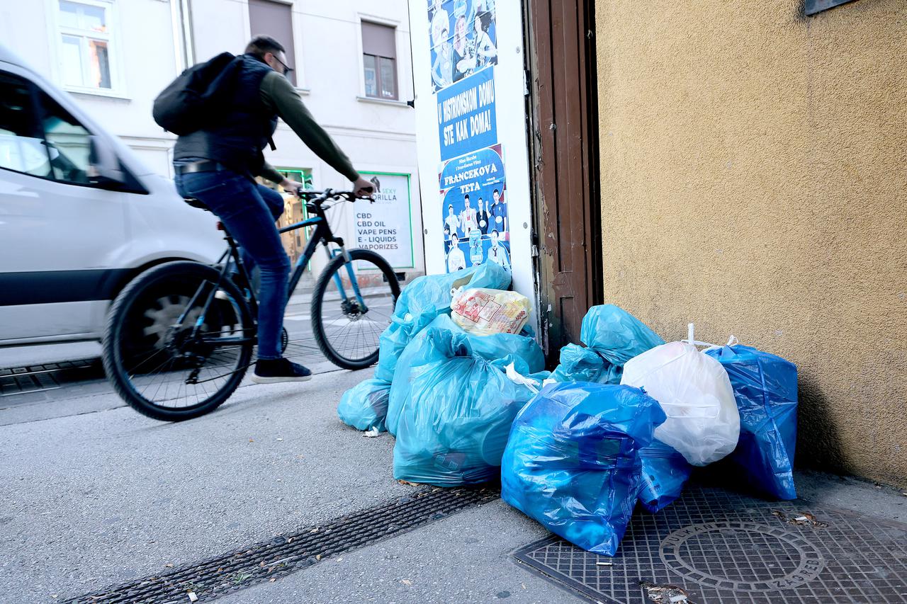 Zagreb: Čistoća štrajka treći dan, sve više smeća