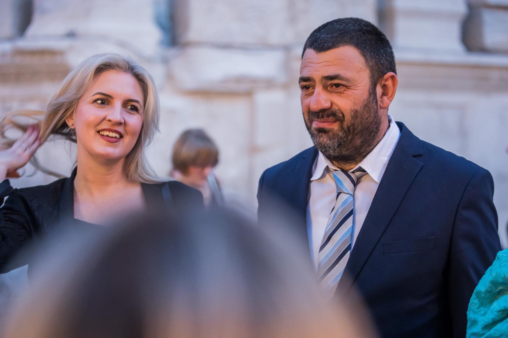 Intendant HNK Split Božo Župić rekao je kako se Verdijev Don Carlo nakon 18 godina vraća na Peristil. "Otvaramo 72. Splitsko ljeto velikim opernim naslovom. Riječ je o velikoj operi koja je prije 18 godina, u režiji pokojnog profesora Petra Selema, izvedena upravo na ovoj pozornici“, rekao je Župić