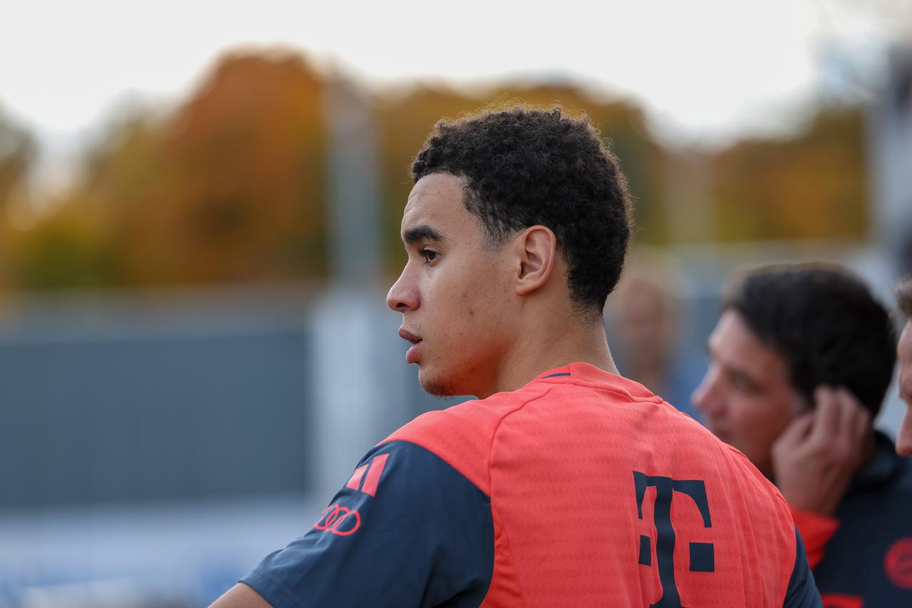 GER, Abschlusstraining, FC Bayern Muenchen, Fussball, UEFA Champions League, Liga-Phase, 3. Spieltag, Saison 2025/2026, 21.10.2025
