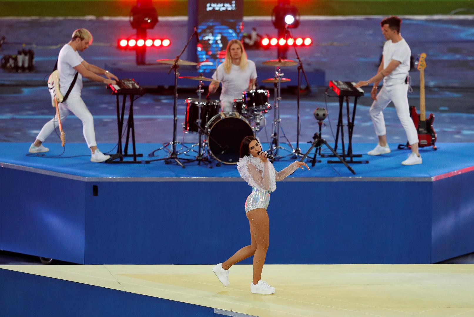 Dua Lipa je 22-godišnja pjevačica rodom s Kosova koja je imala čast zapjevati na finalu Lige prvaka u Kijevu uoči utakmice Reala i Liverpoola