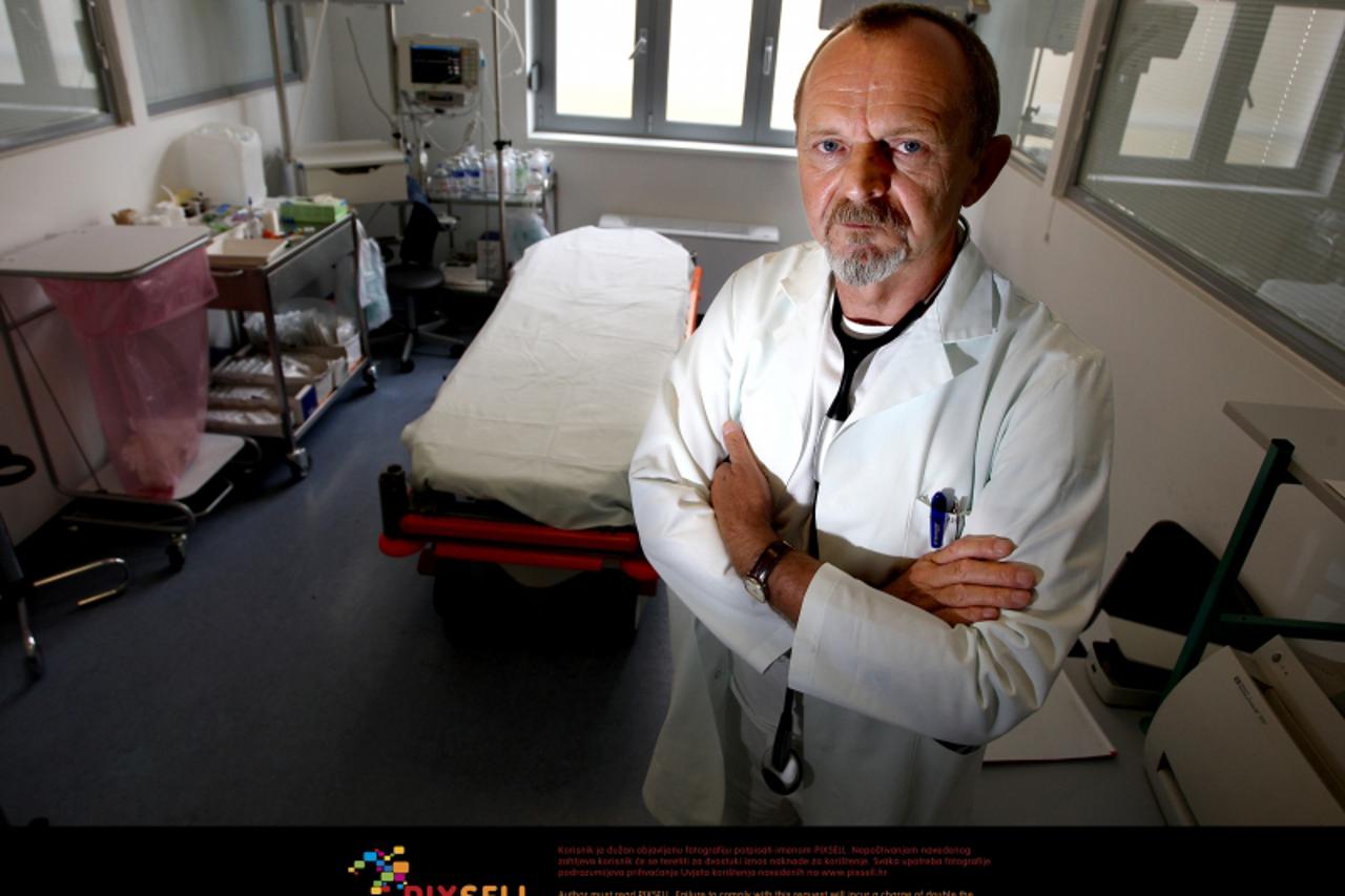 '21.08.2008., zagreb - doktor dragutin ivanovic sa KBC rebro, hrvatski dr. house. Photo: Igor Kralj/24sata'