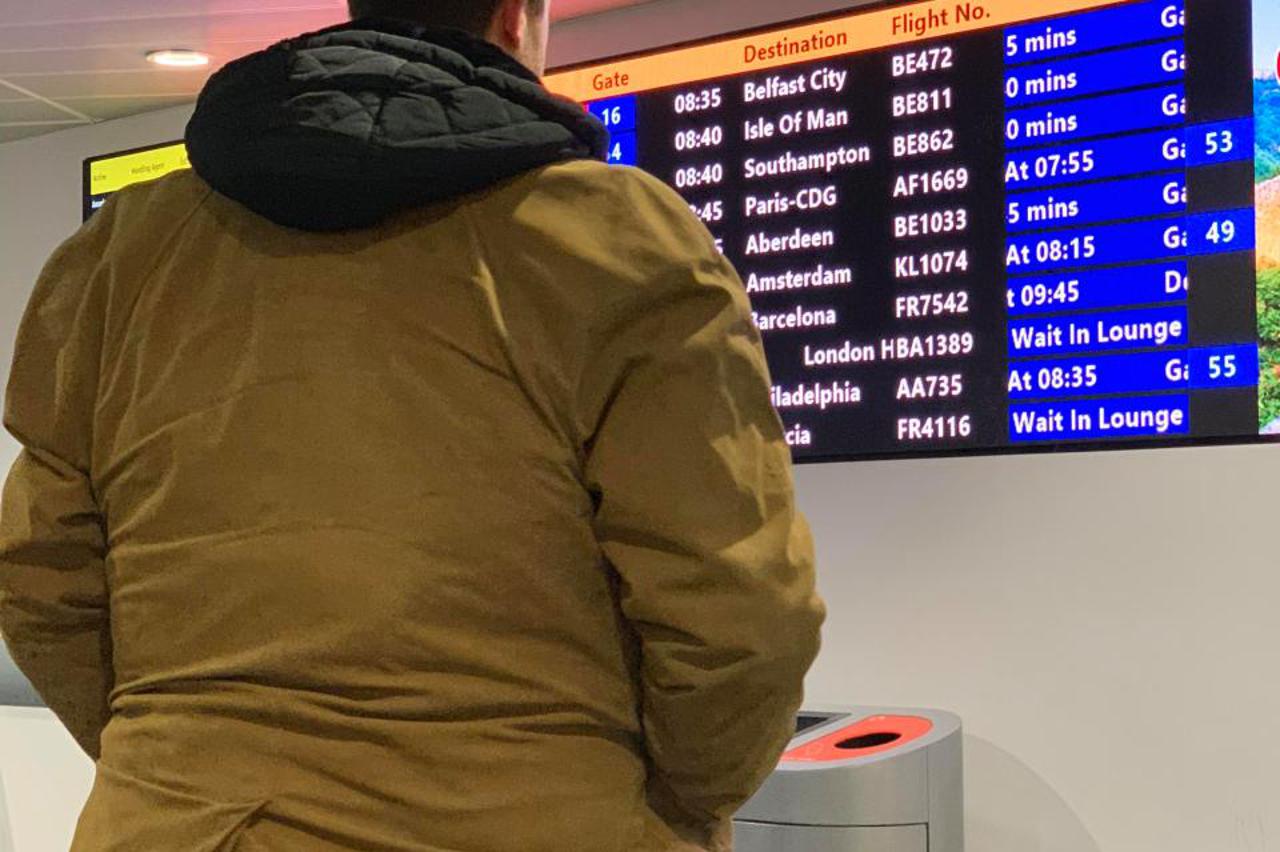 Putnik prevario Ryanairovo novo pravilo o naplati ručne prtljage