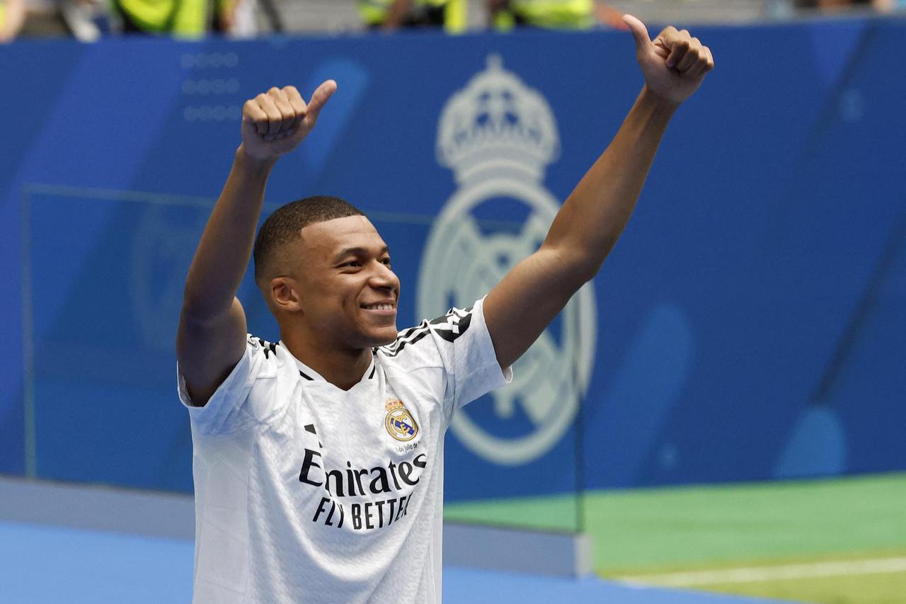Real Madrid unveil Kylian Mbappe