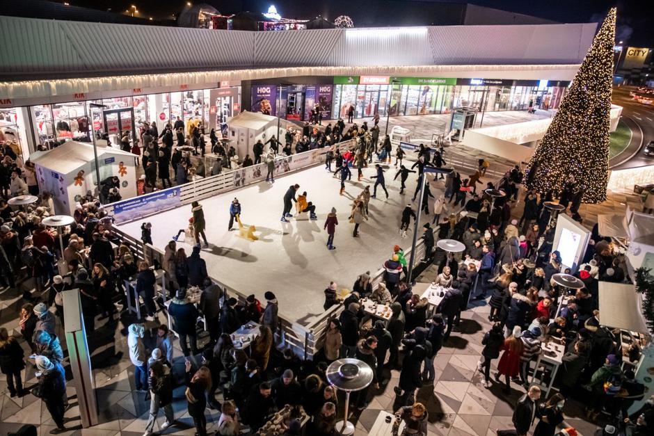 Blagdanska atmosfera u Z centru traje i dalje