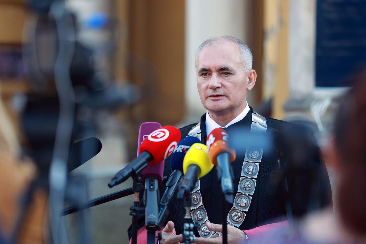 Zagreb: Svečana inauguracija rektora Sveučilišta u Zagrebu Stjepana Lakušića