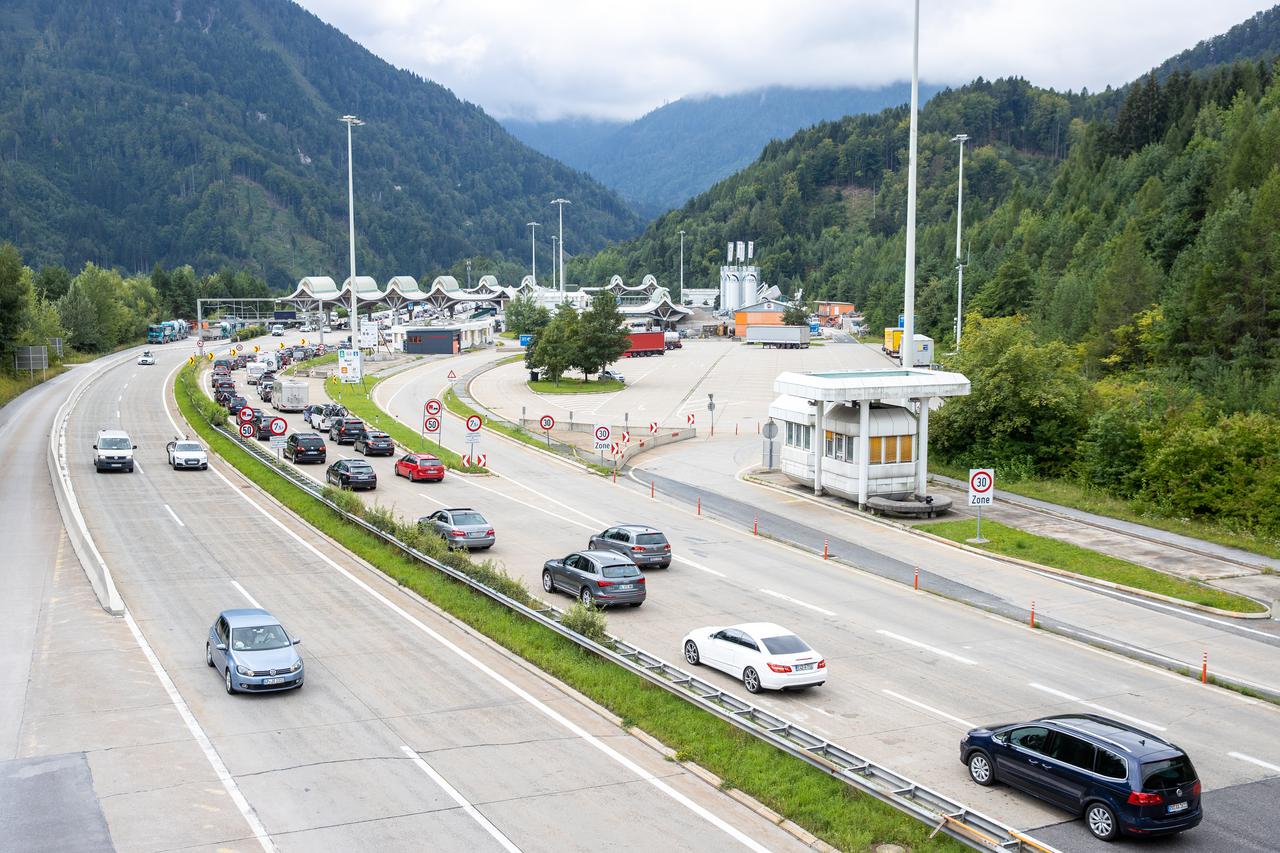AUT, Coronavirus, Rückreiseverkehr Grenzübergang Karawankentunnel
