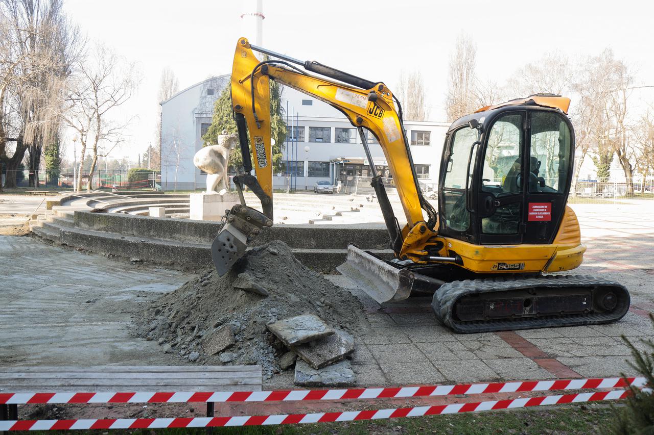 Zagreb: Radovi na Trgu Krešimira Ćosića