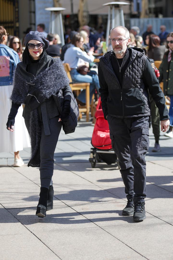 Također, Holy je ranije rekla kako je u Siniši pronašla sve što je tražila. Ne sputava ga ni u čemu, kao ni on nju.