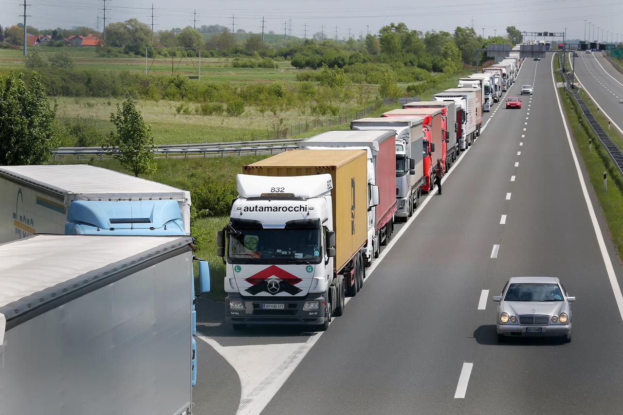 kamioni na slovenskoj granici
