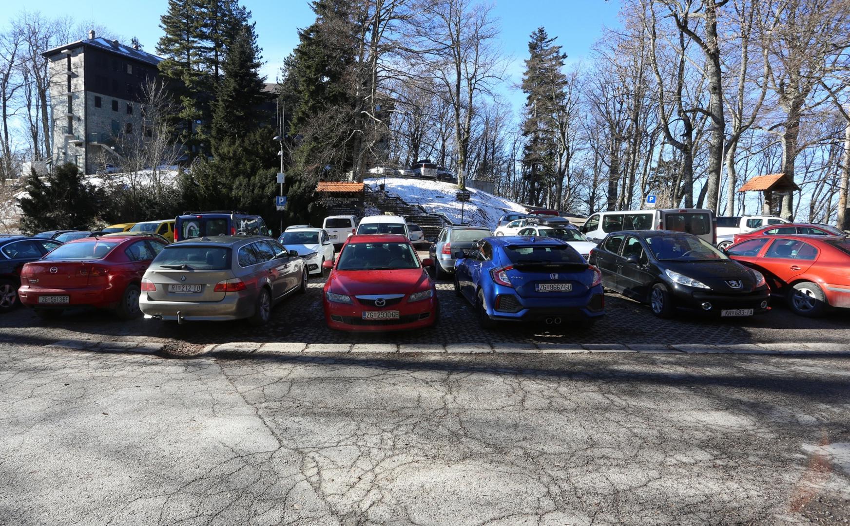 Nedavno su, kažu, postavili brojač prometa da vide koliko uopće vozila dolazi na Sljeme.