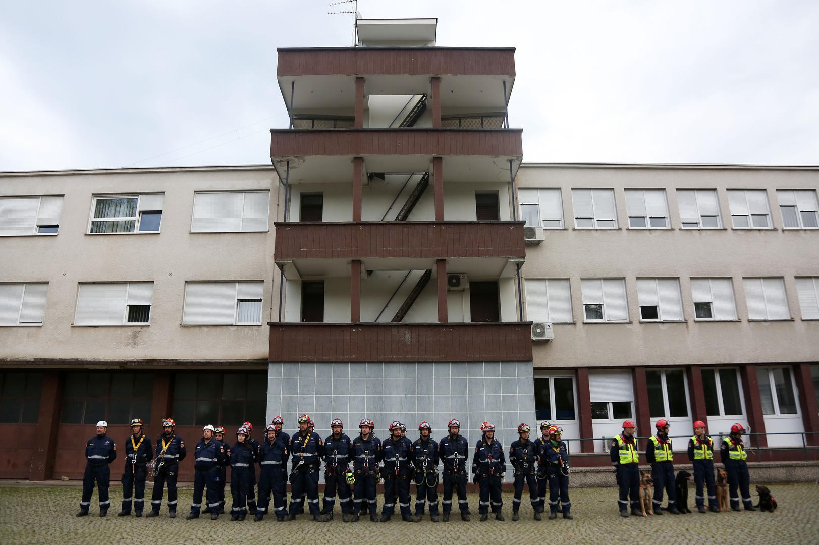 Ministar unutarnjih poslova Davor Božinović na ostrojavanju državne intervencijske postrojbe civilne zaštite na poligonu Vatrogasne škole u Zagrebu.