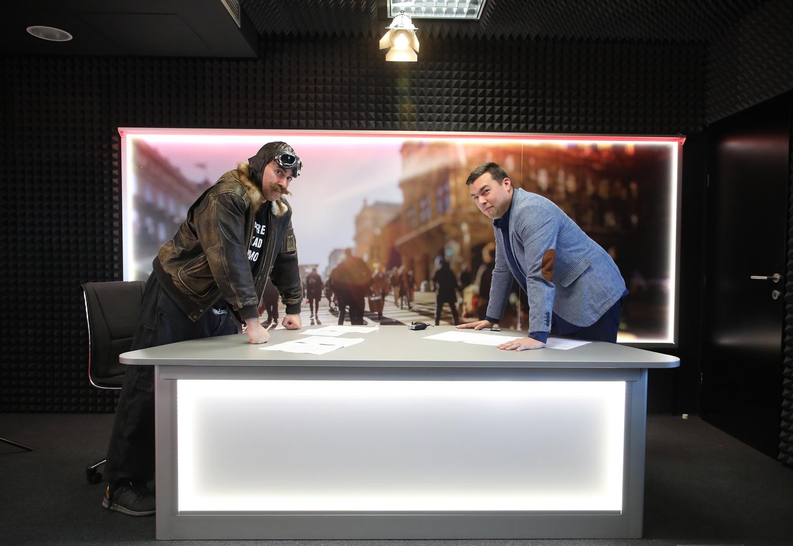 Grunf u društvu Ivana Halara, Večernjakovog novinara i televizijskog voditelja