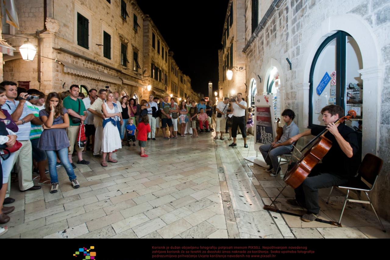 luka šulić svira u dubrovniku 