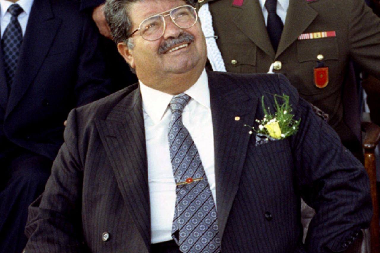Turgut Ozal (1)
