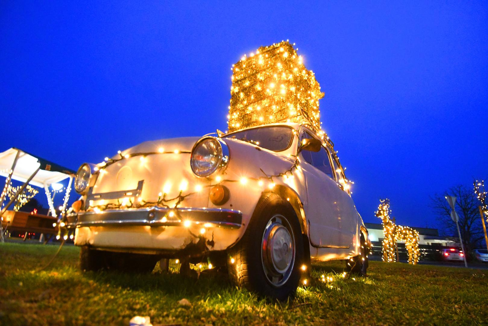 Na ovom čarobnom prostoru mogli bi im pozavidjeti mnogi, kako druge općine, tako i brojna gradska središta, čiji ukrasi i rasvjeta nerijetko izgledaju znatno skromnije.