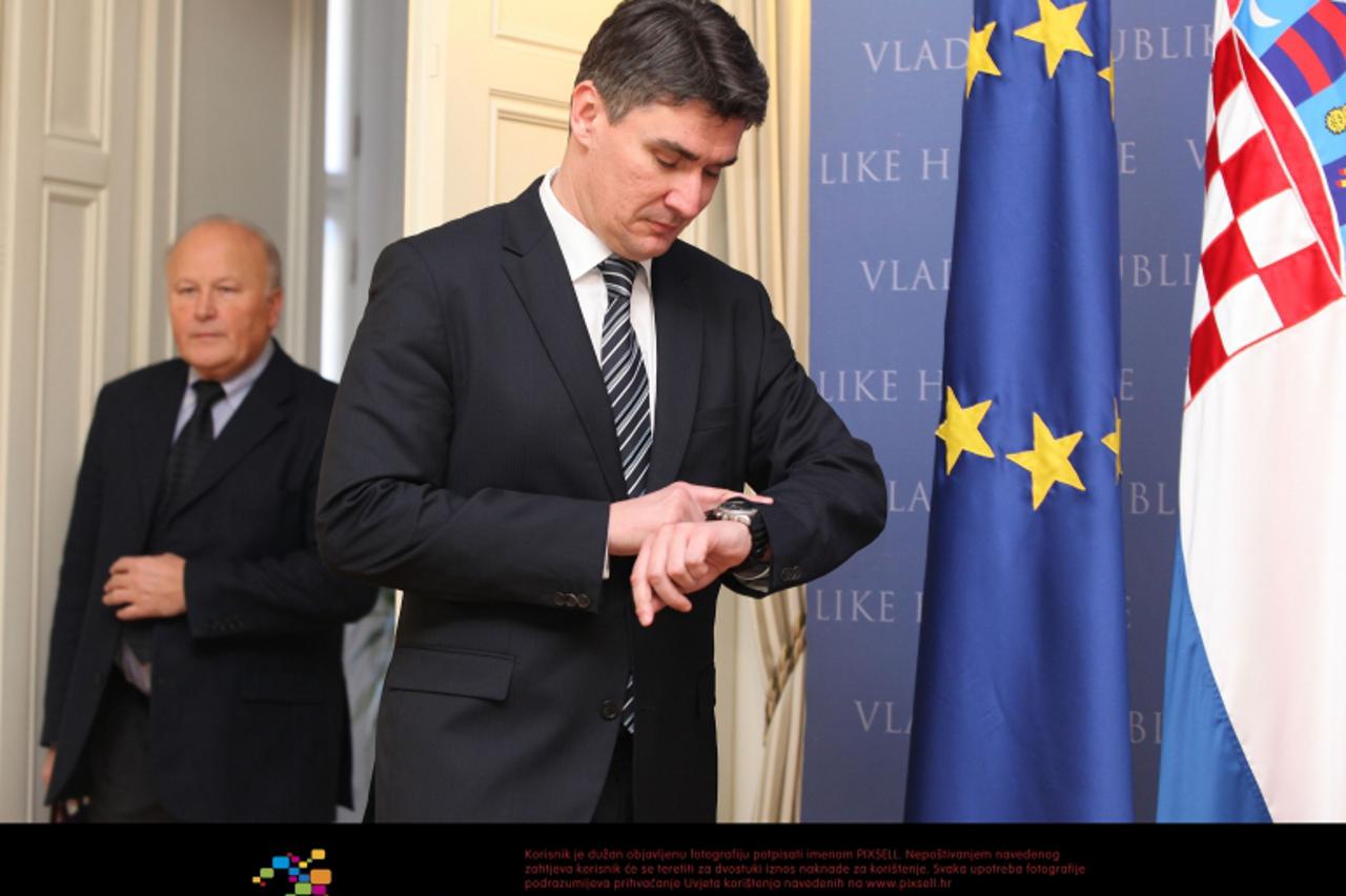 '26.01.2012., Zagreb - Konferencija za medije Zorana Milanovica i Slavka Linica nakon redovite sjednica Vlade RH na kojoj je, uz ostalo, raspravljano i o smjernicama za proracun. Photo: Patrik Macek/P