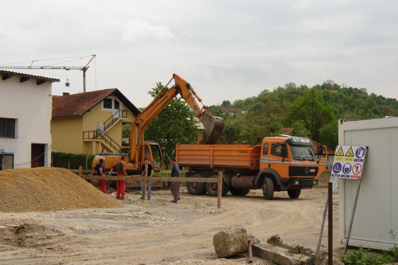 '                               '