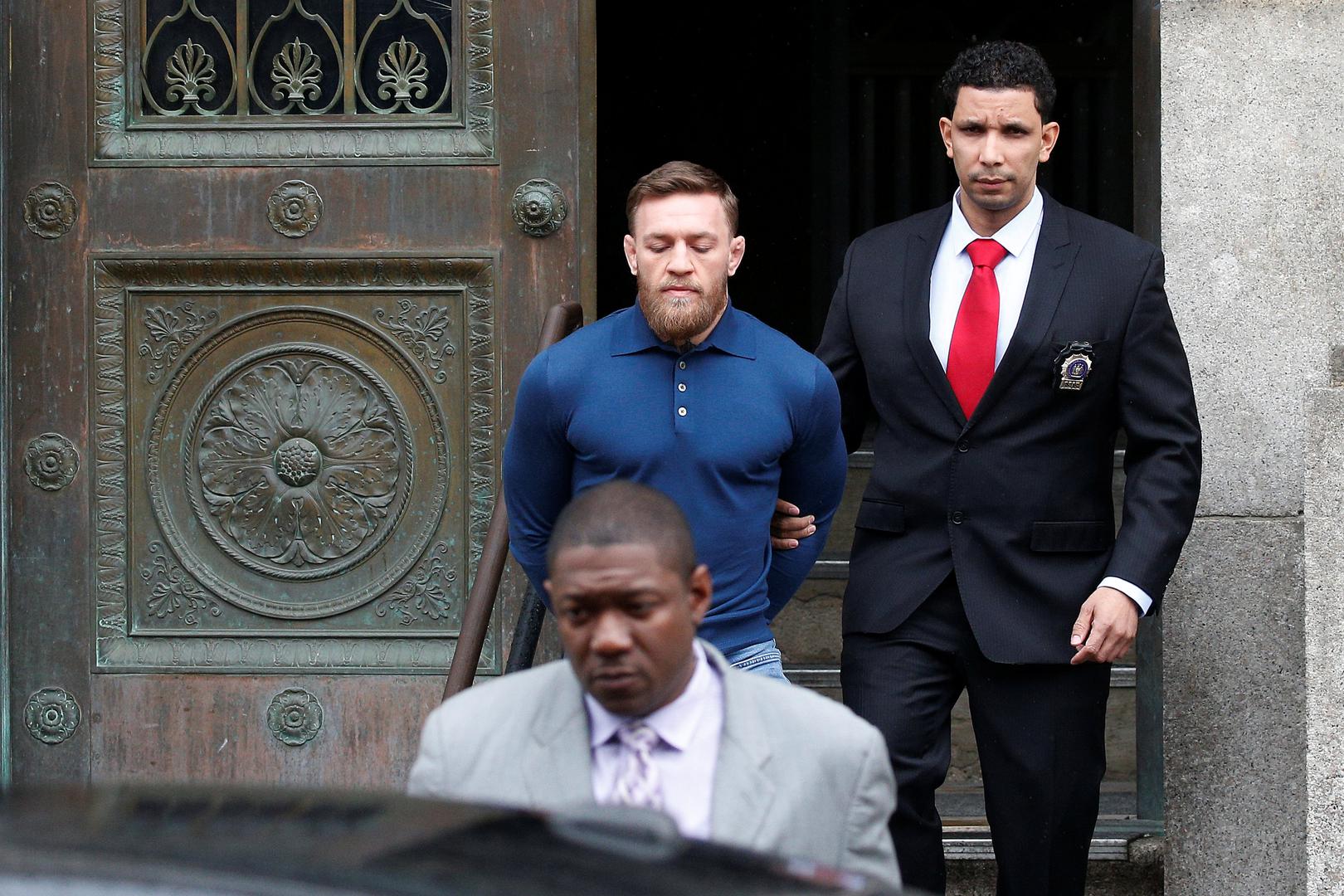 Conor McGregor nakon kaosa koji je napravio u Barclays Centru u Brooklynu gdje će se ovog tjedna održati UFC 223 sam se predao policiji.