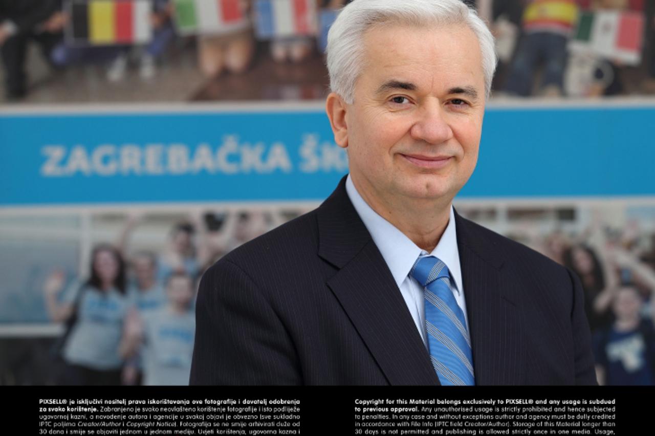 '14.02.2013., Zagrebacka skola ekonomije i menagementa, Zagreb - Ekonomski strateg HDZ-a Djuro Njavro.  Photo: Davor Puklavec/PIXSELL'