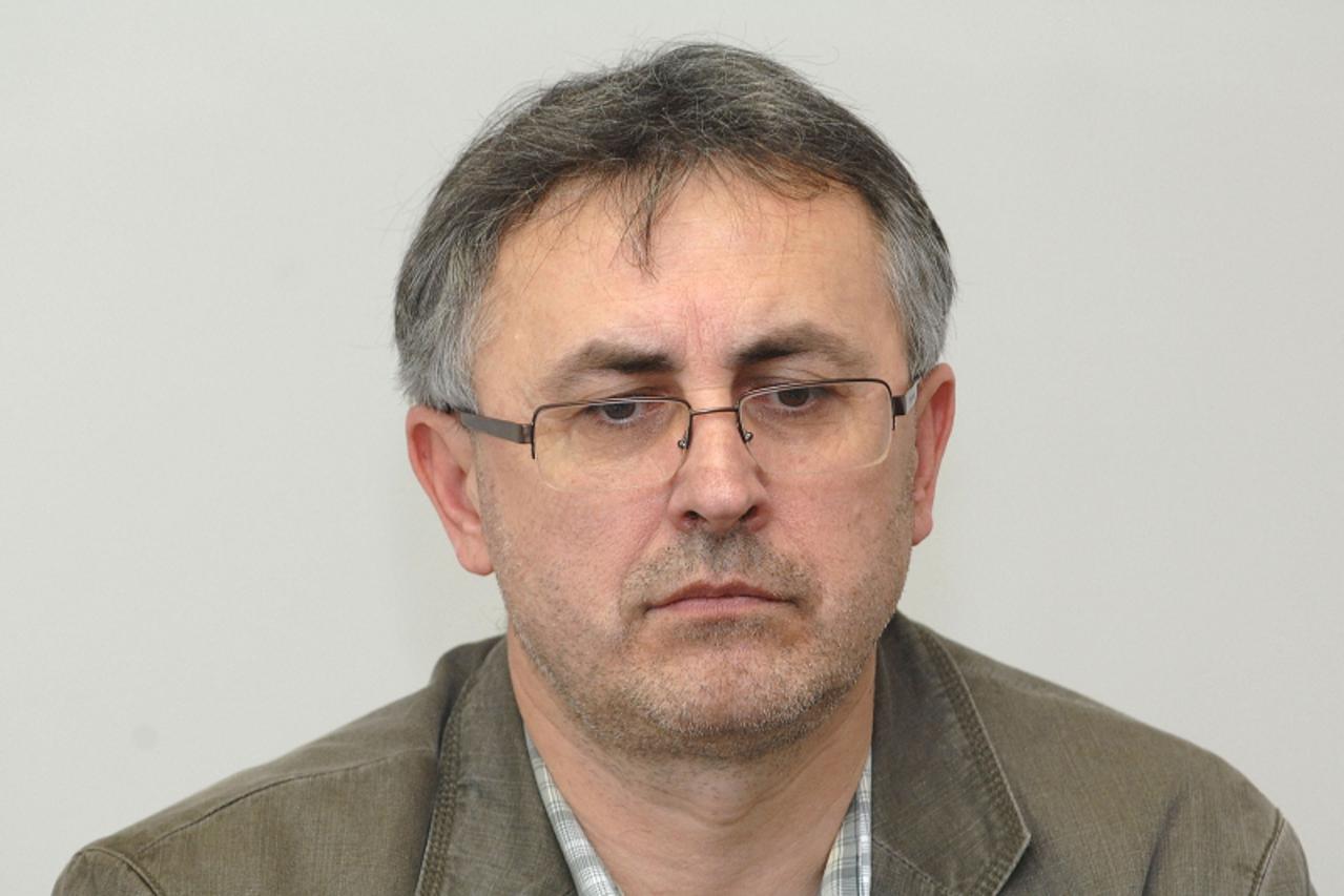 \'unutrasnja zagreb , petrinjska,  26.03.2008. sindikat preporod, Konferencija za novinare o strahu ucitelja za gubitak radnih mjesta, , zeljko stipic snimio Patrik Macek\'