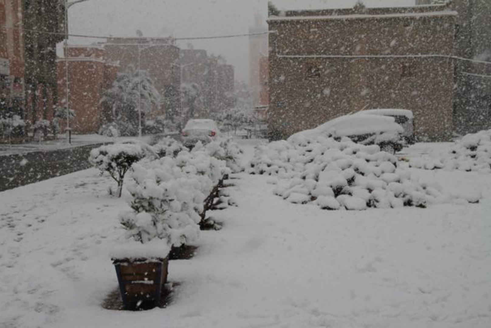 Stanovnike gradova Ouarzazate, Taroudant i Zagora iznenadio je bijeli prekrivač koji nisu očekivali.