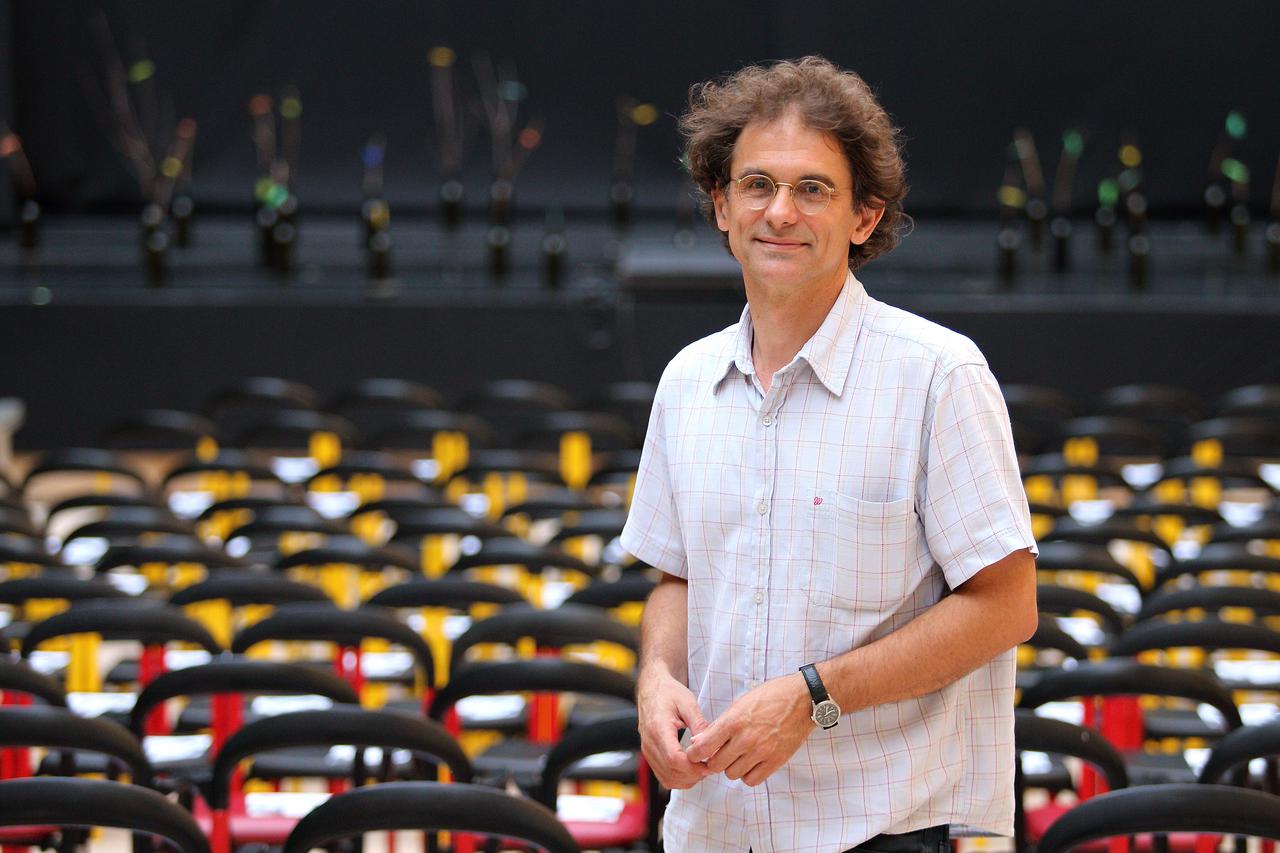 Rene Medvešek je nominiran kao najbolji redatelj za predstavu “Kristofor Kolumbo” koja se bori u kategorii najbolja predstava u cjelini 