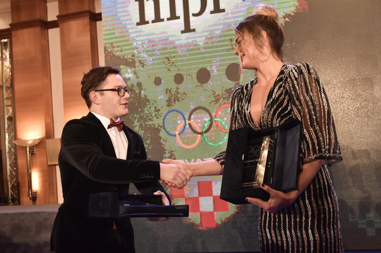 Tin Srbić i Sandra perković