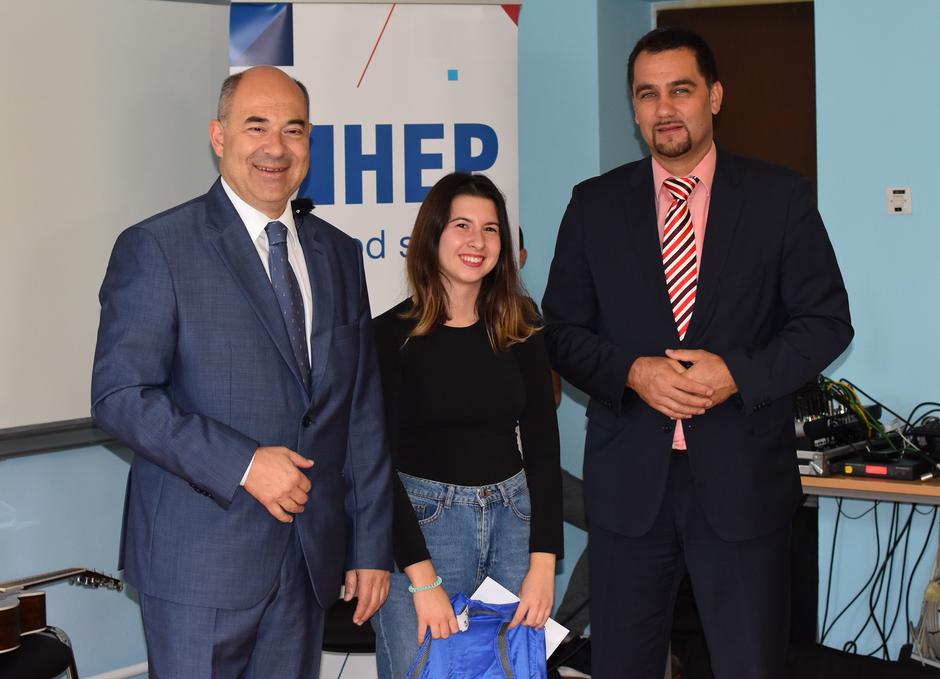 HEP nagradio 37 najboljih mladih matematičara, fizičara i elektrotehničara