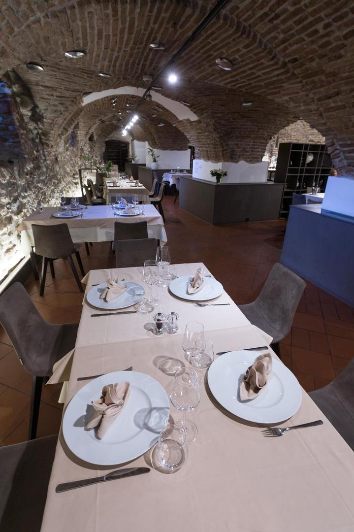 22.07.2020., Zagreb - Restoran Stara Vura u Opatickoj ulici. 
Photo: Tomislav Miletic/PIXSELL