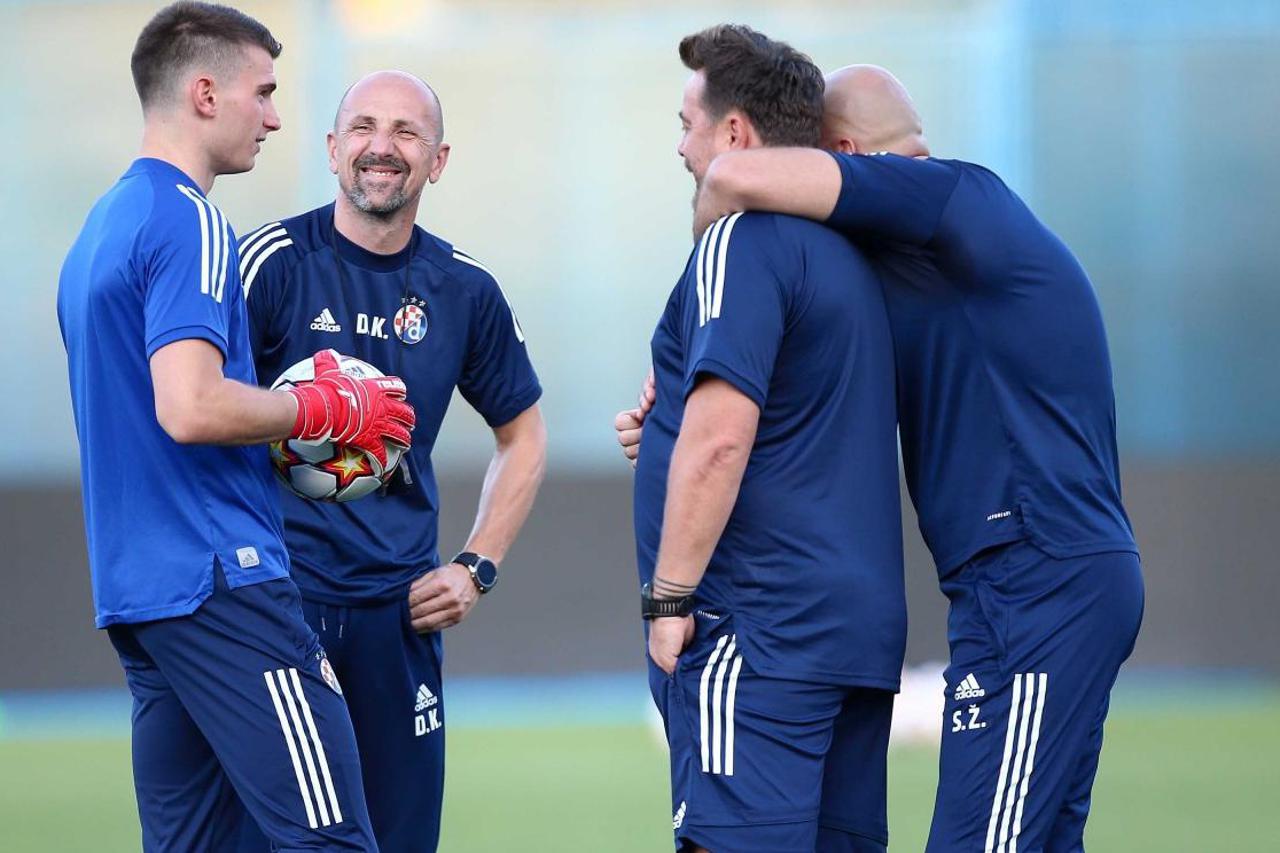 Trening nogometaša Dinama uoči utakmice protiv Legije