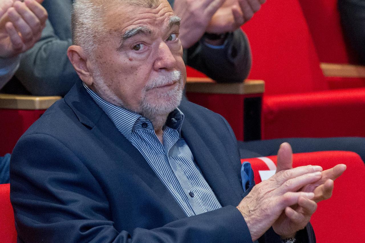 Stjepan Mesić